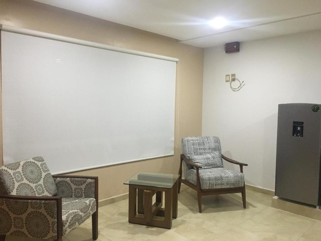 Hotel Y Suites Maria Fernanda Zitácuaro Eksteriør billede